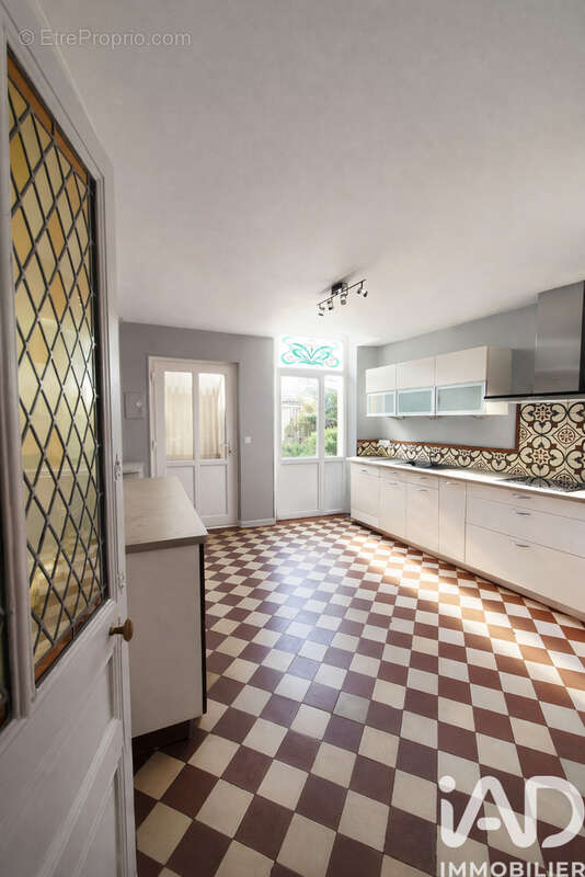 Maison 188 m² à Neuves-Maisons  - photo 5