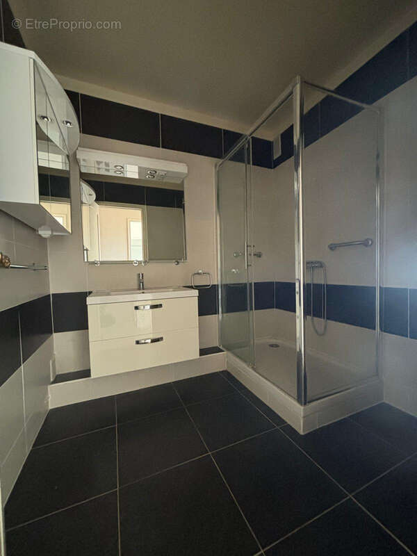 Appartement à RUEIL-MALMAISON