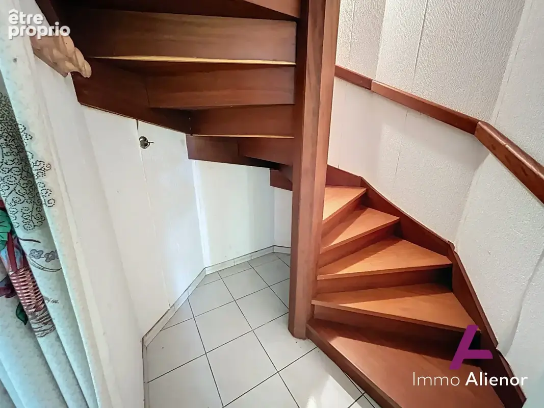 Maison 139 m² à Belin-Beliet  - photo 9