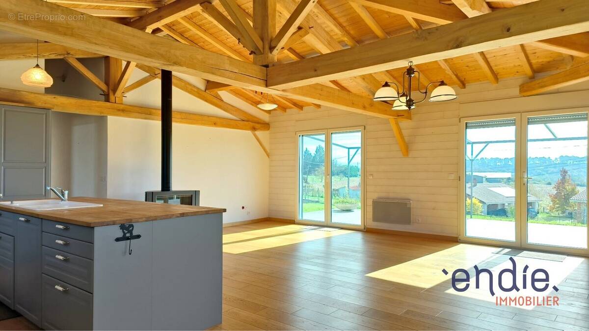 Maison à CARDEILHAC