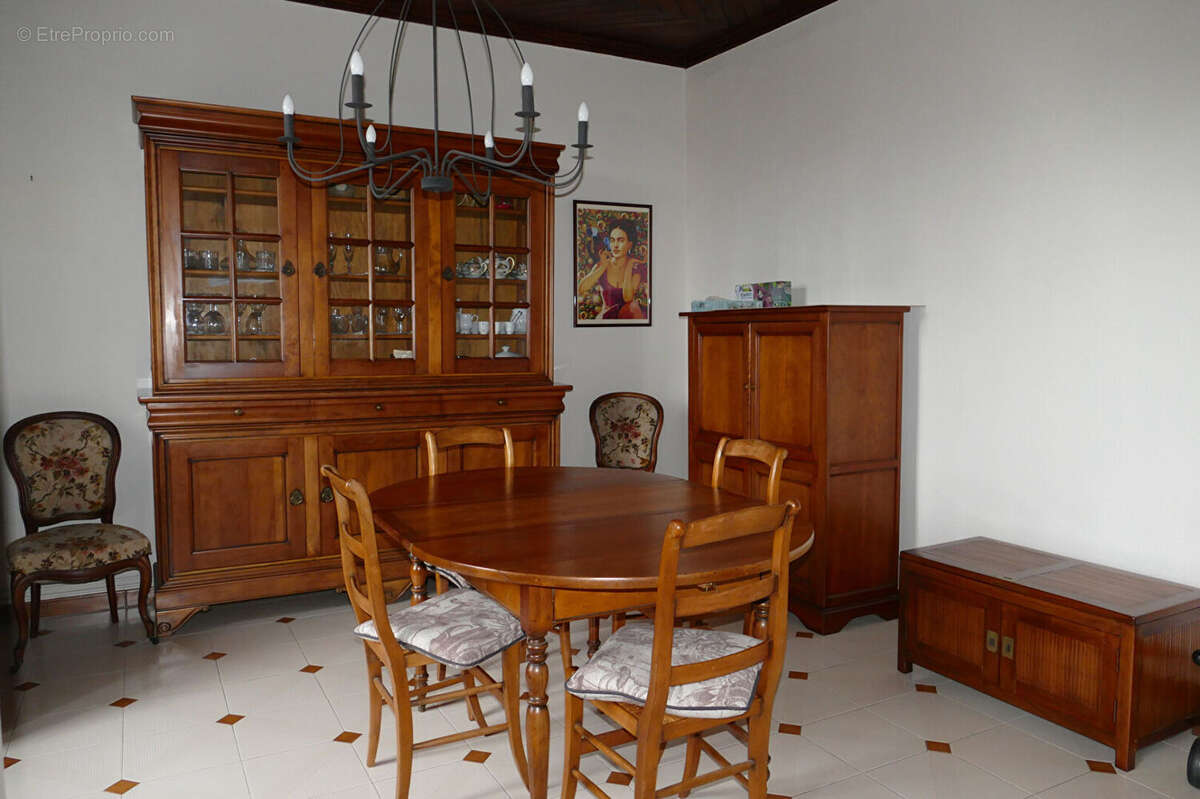 Maison à PLOUER-SUR-RANCE