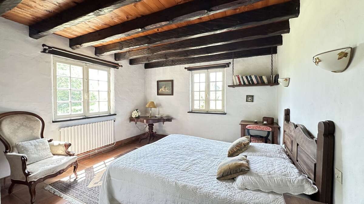 Maison à ANGRESSE