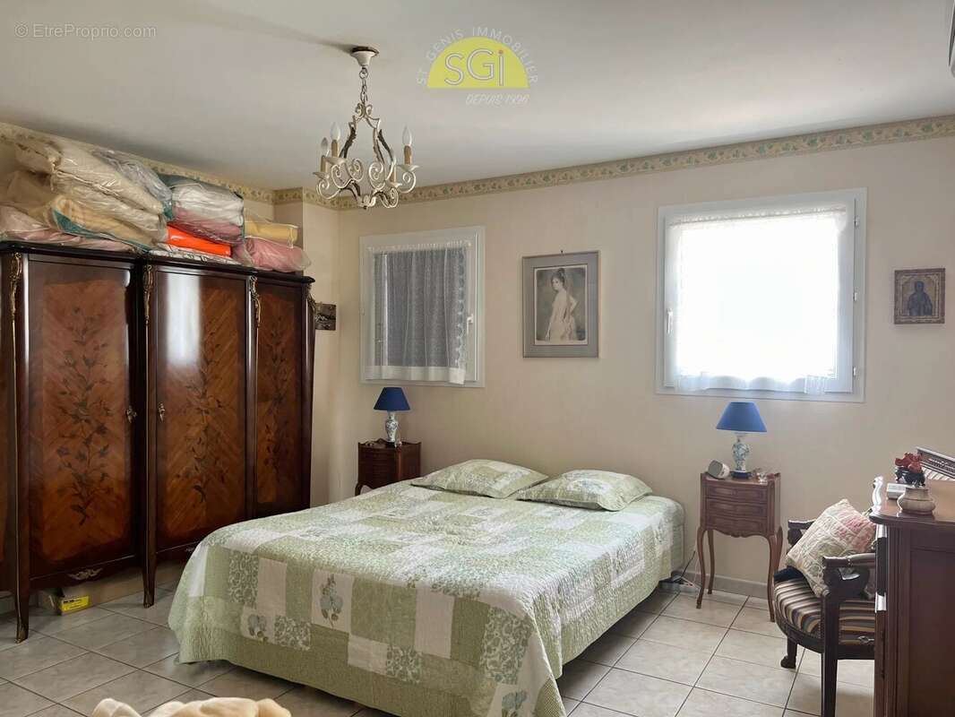 Maison à LAROQUE-DES-ALBERES