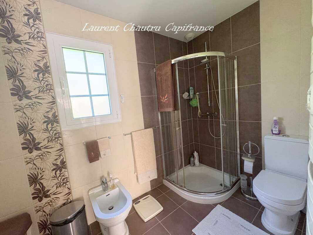 Villa de standing 190m² à SANILHAC (24) - photo 18