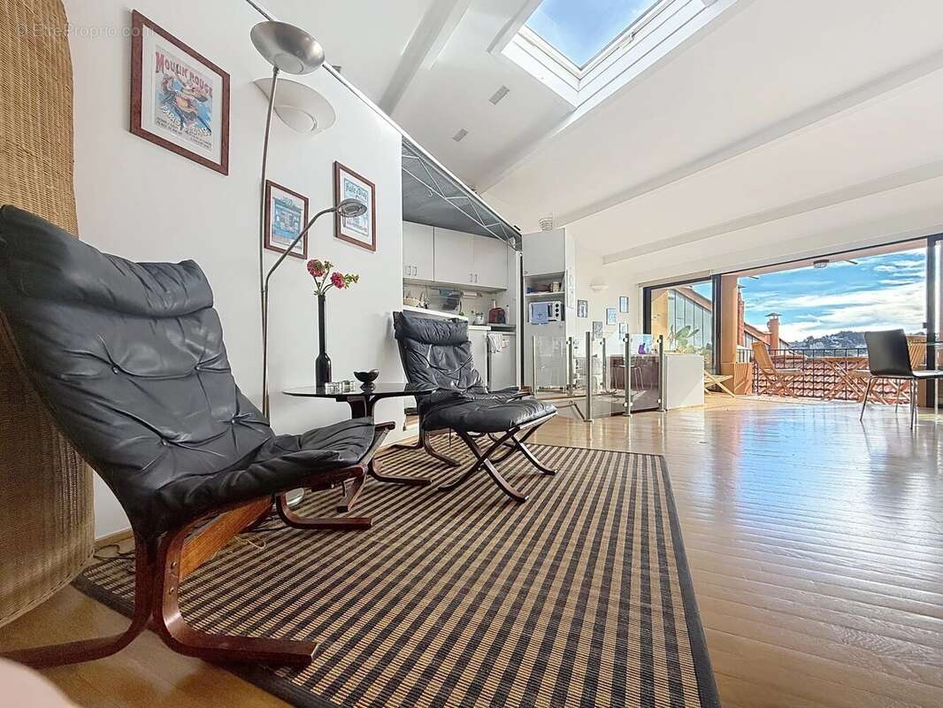 Appartement à VILLEFRANCHE-SUR-MER