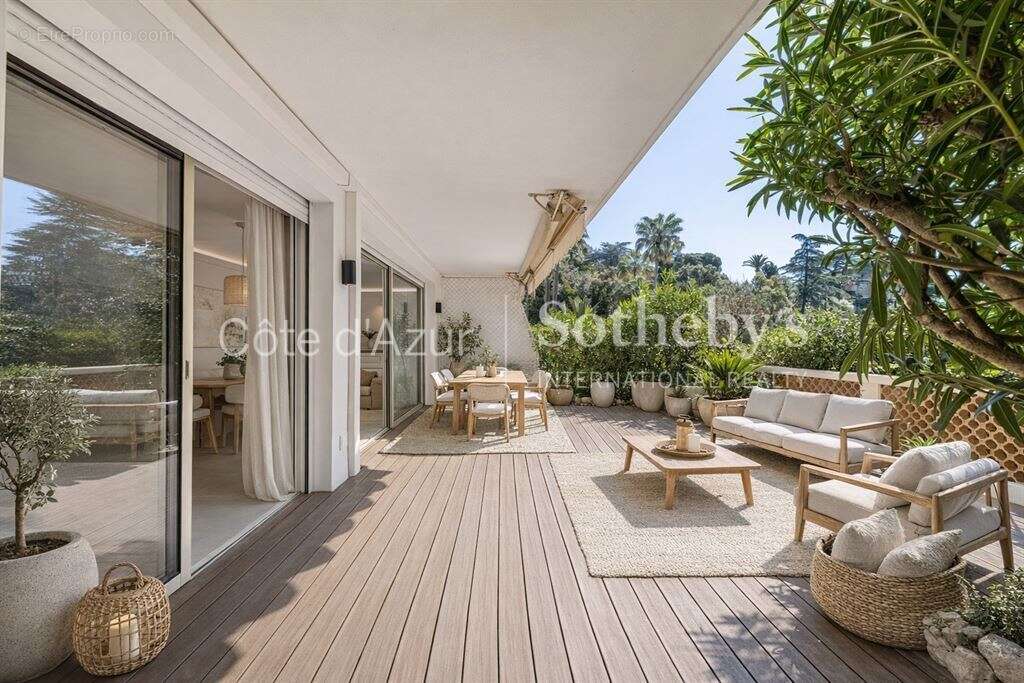 Appartement à CANNES