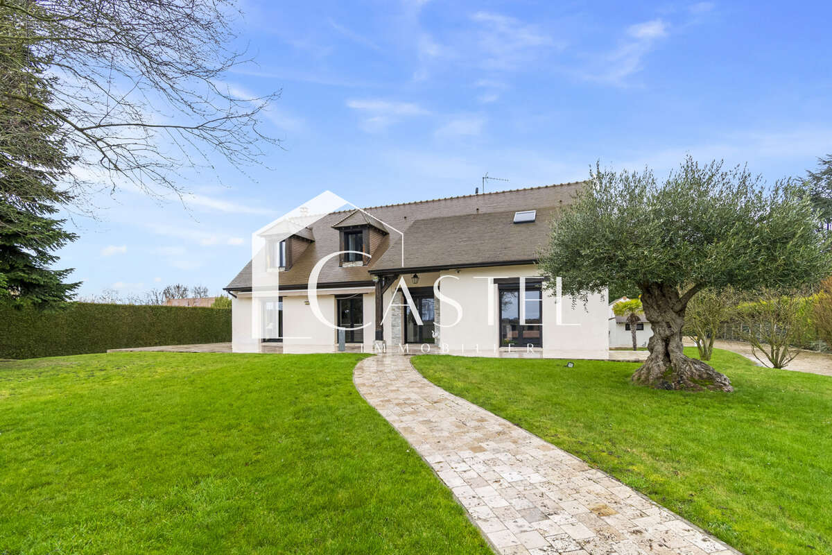 Maison à LES ALLUETS-LE-ROI