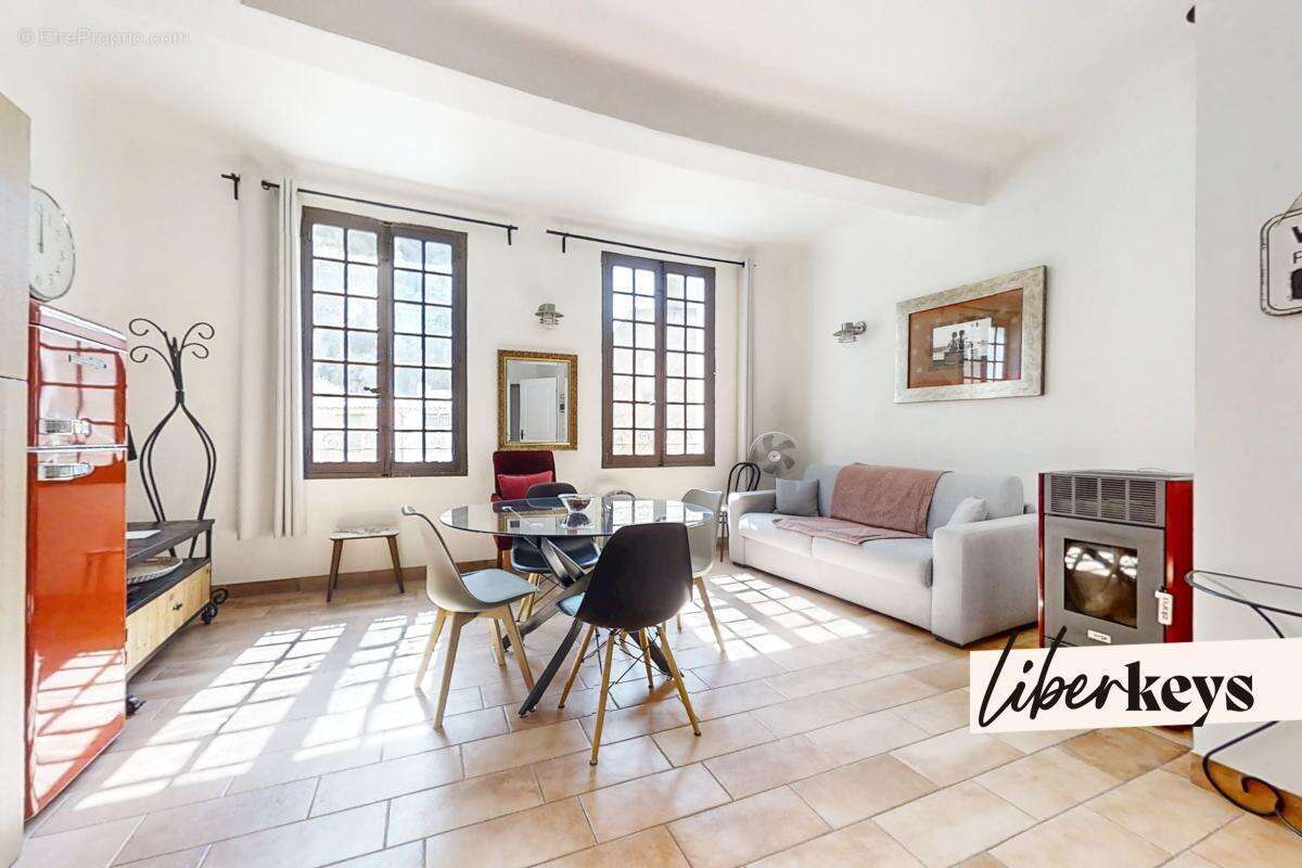 Maison à MOUSTIERS-SAINTE-MARIE