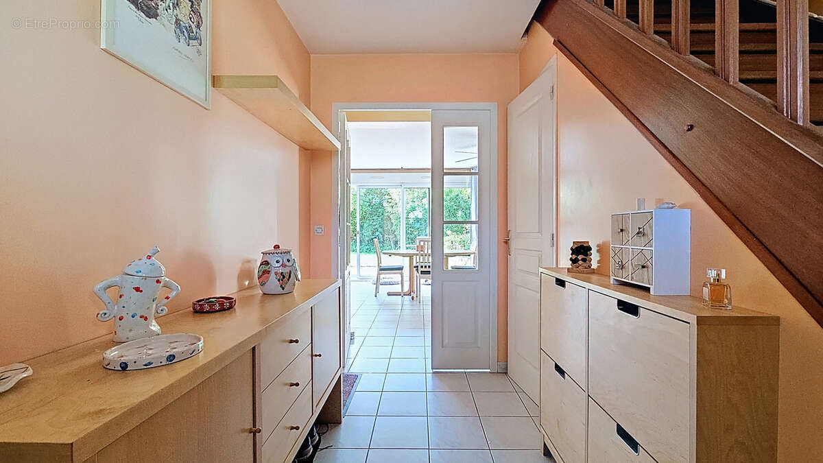 Maison à CHAMPS-SUR-MARNE