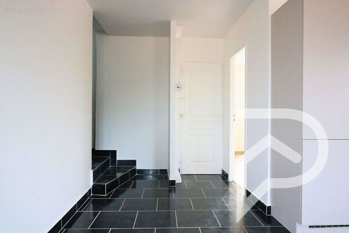 Maison à PONT-SAINTE-MAXENCE