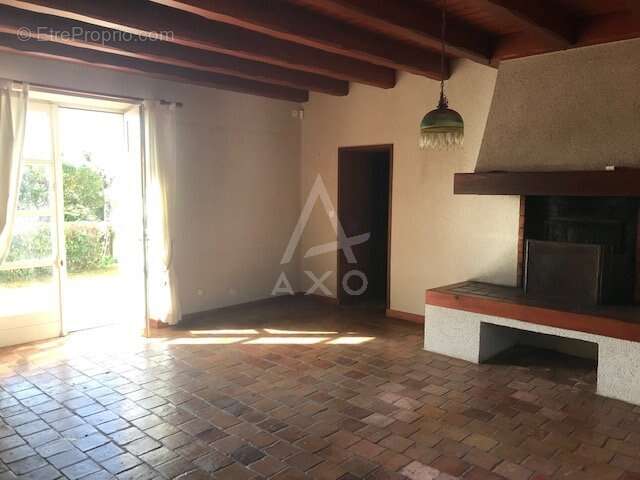 Maison à BOIS-DE-CENE