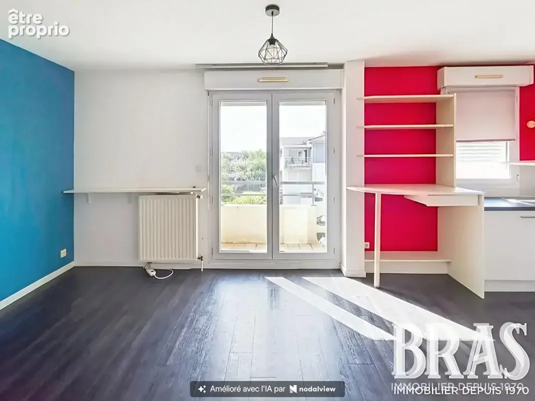 Studio avec balcon et parking - photo 3