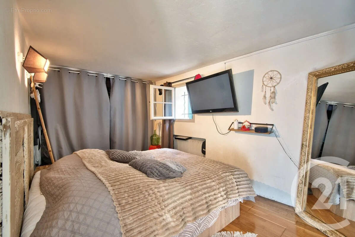 Appartement à LA COLLE-SUR-LOUP