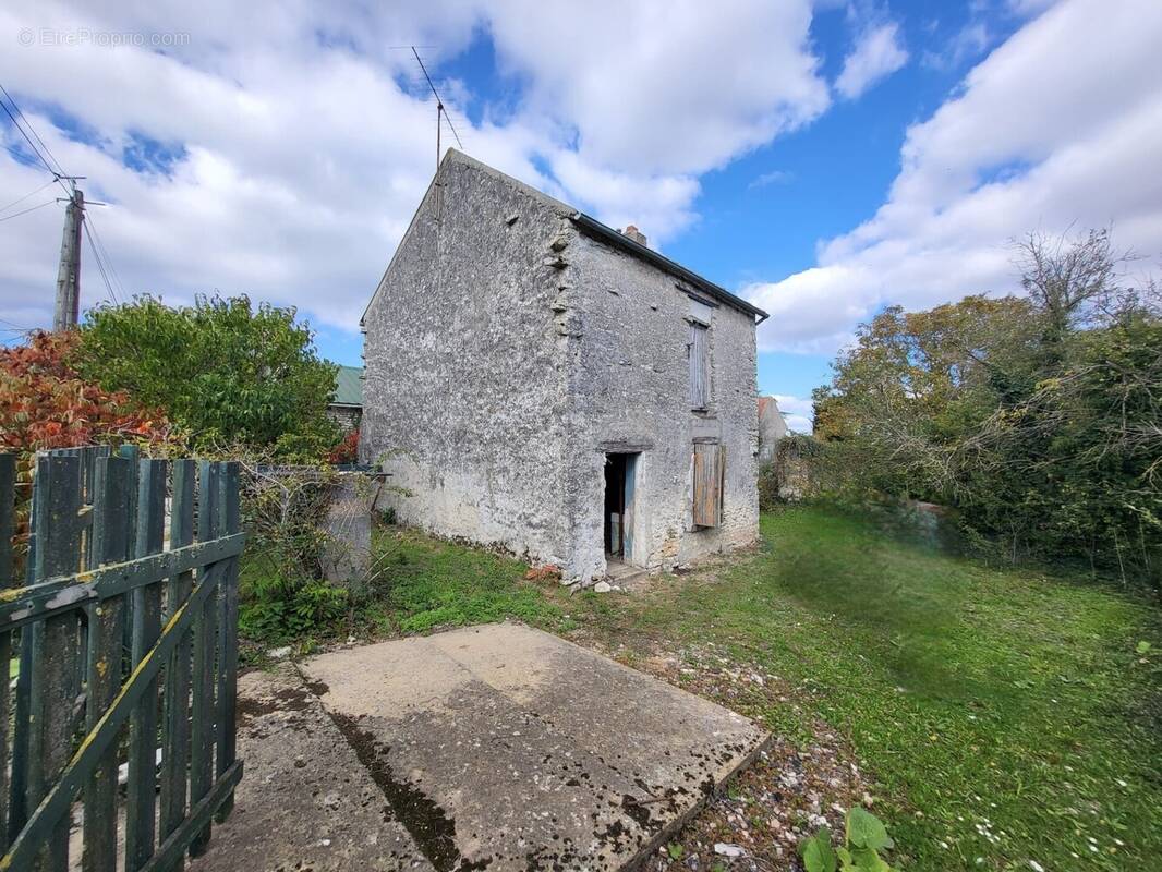 Maison à ANGERVILLE