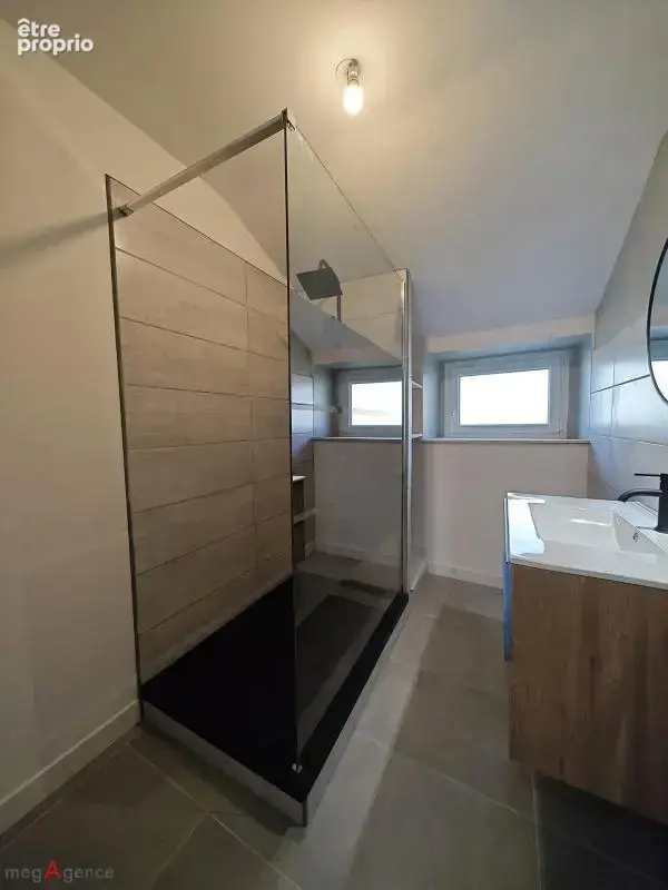 Maison 90 m² entièrement rénovée + dépendance - photo 5