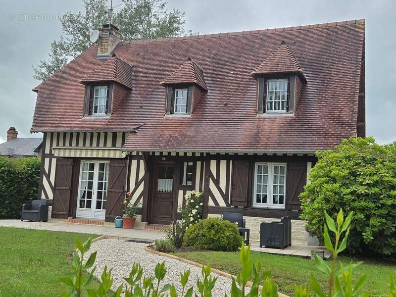 Charmante maison Normande de 135 M2 avec colombages et grand sous-sol 3 chambres à 15mn de Deauville - photo 3