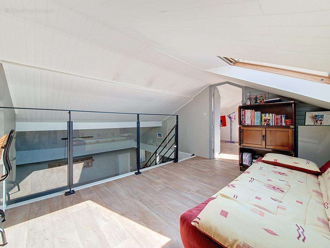 Maison à SAINT-SYMPHORIEN-D'OZON