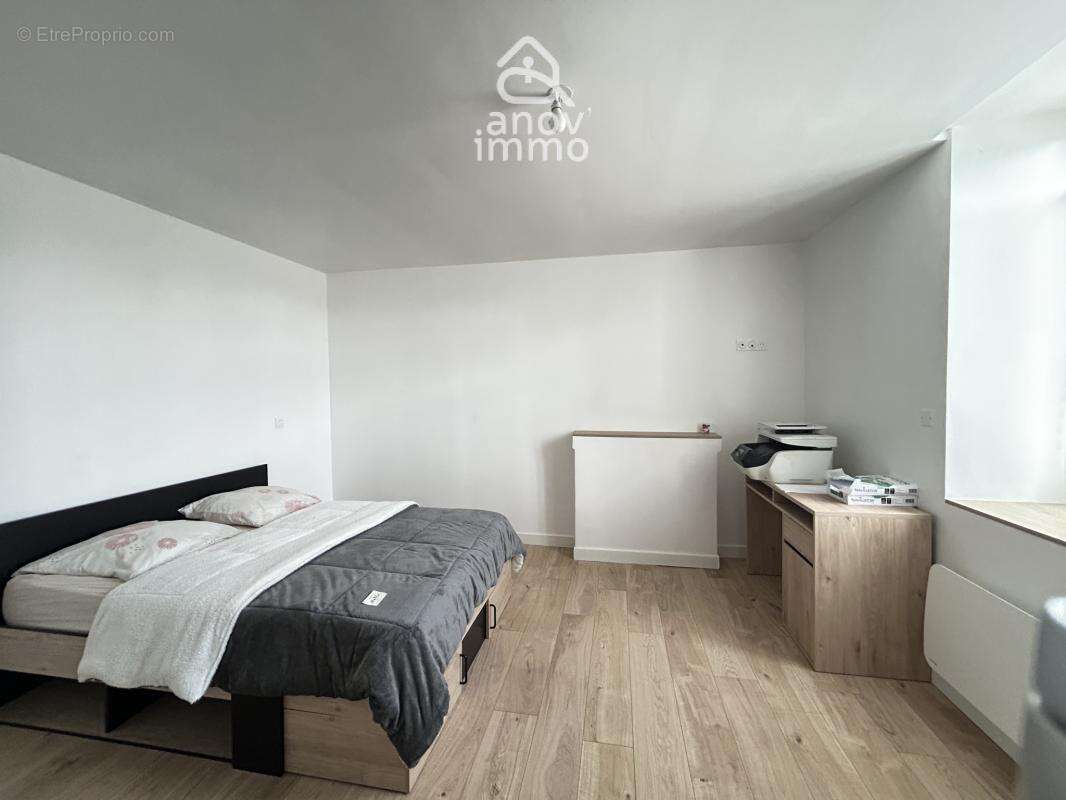 MARSAC 13kms d'Angoulême, Ferme charentaise (190m2 hab.) et - photo 4