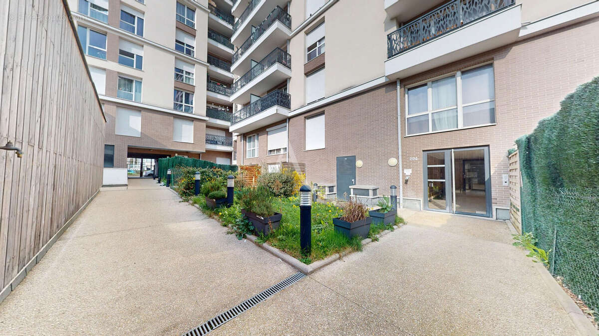 Appartement à BONDY