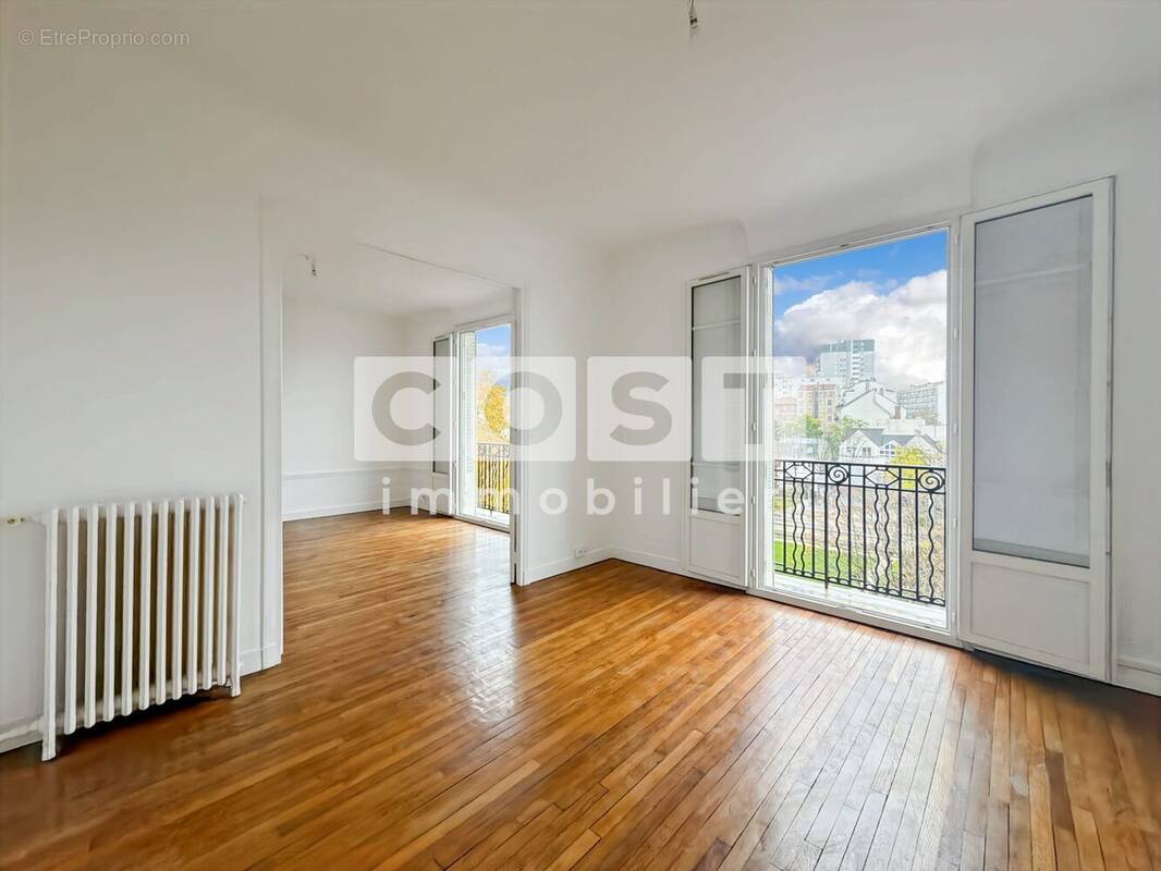 Appartement à COLOMBES