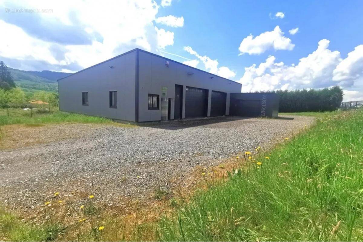 Commerce à SAINTE-FOY-L&#039;ARGENTIERE