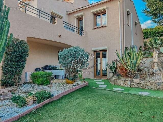 Maison à RAYOL-CANADEL-SUR-MER