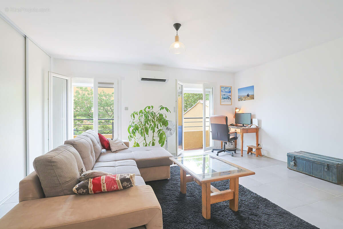 Maison à SOLLIES-PONT