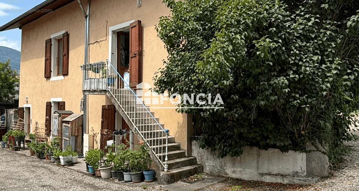 Appartement à VILLARD-BONNOT