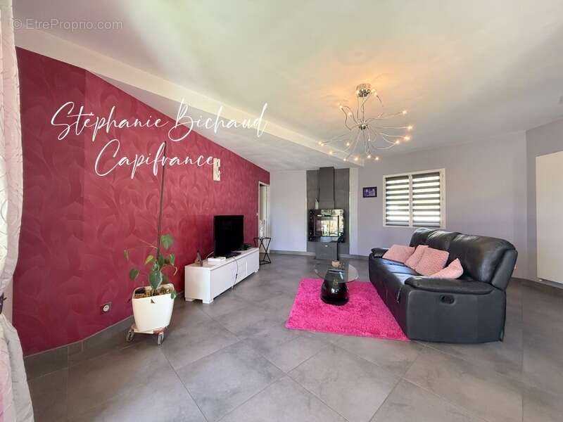 Maison à CHATEAUVIEUX