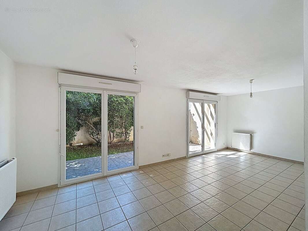 Appartement à CALVISSON