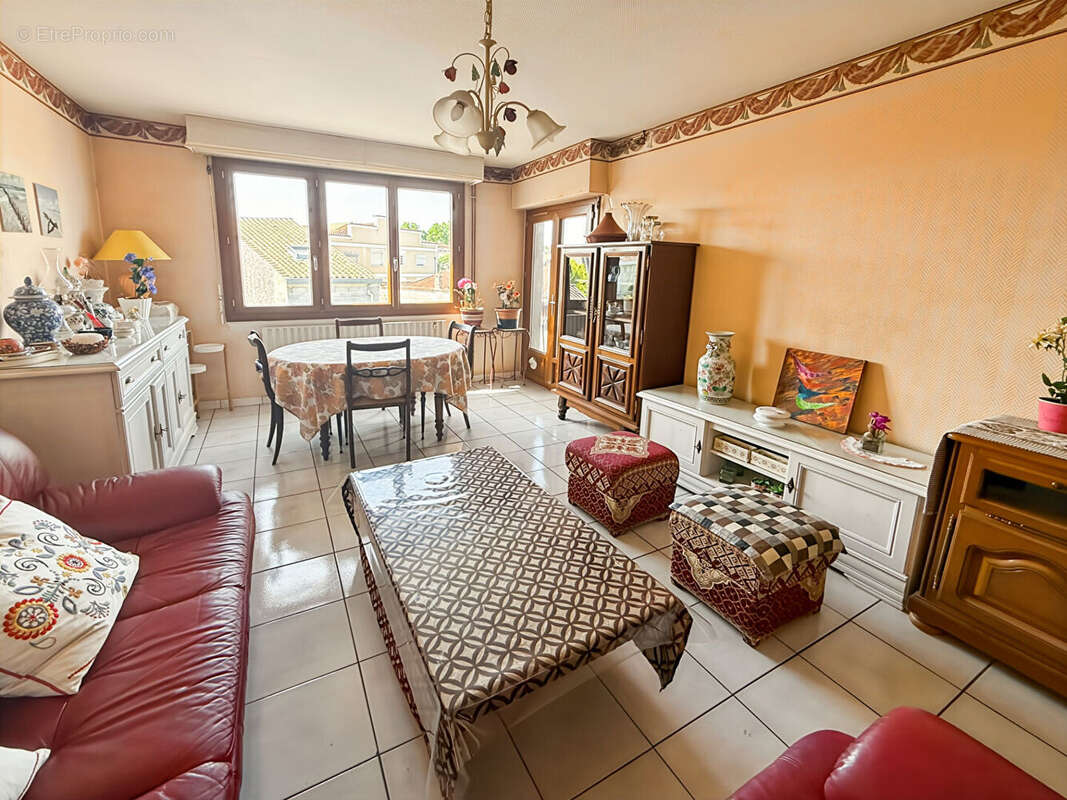 Appartement à BORDEAUX