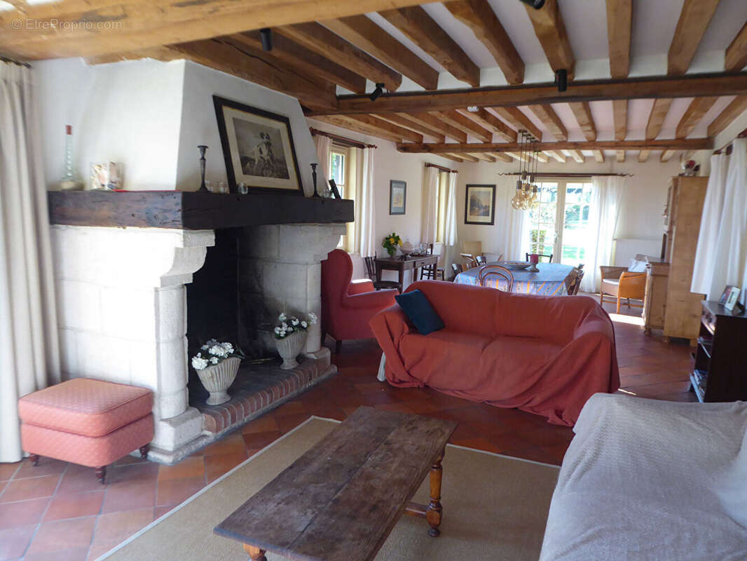 Maison à PONT-L&#039;EVEQUE