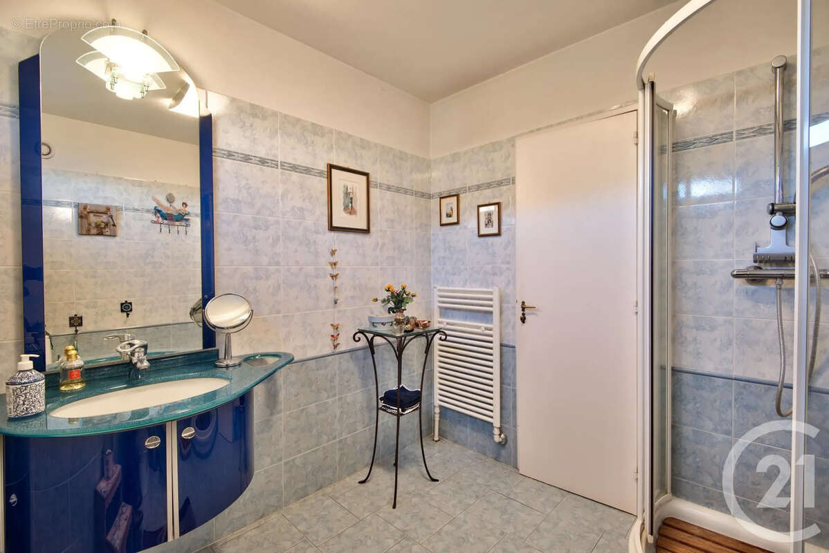 Appartement à VILLEFRANCHE-SUR-MER