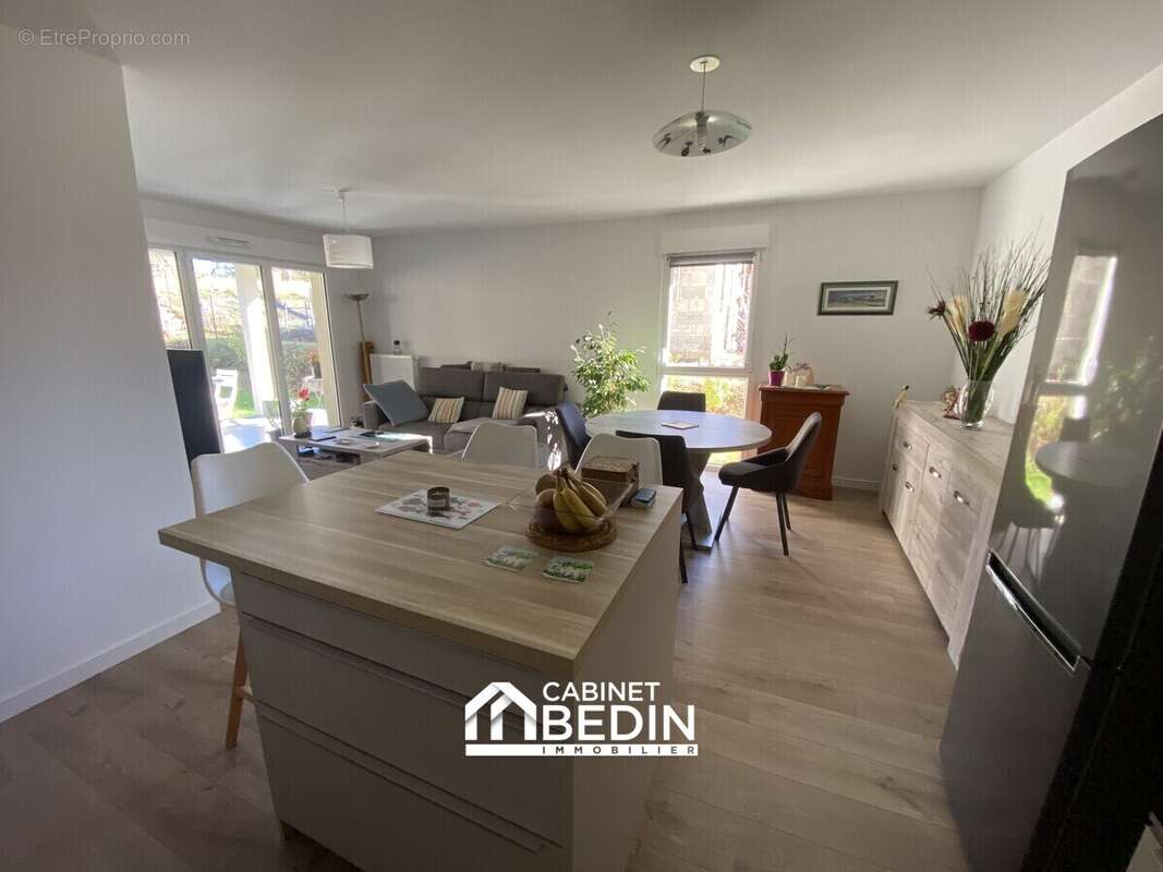Appartement à SEYRESSE
