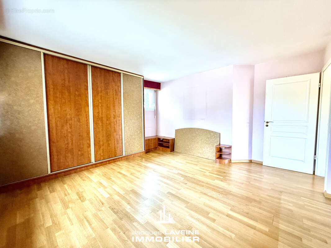 Appartement à SAINT-JULIEN-LES-METZ