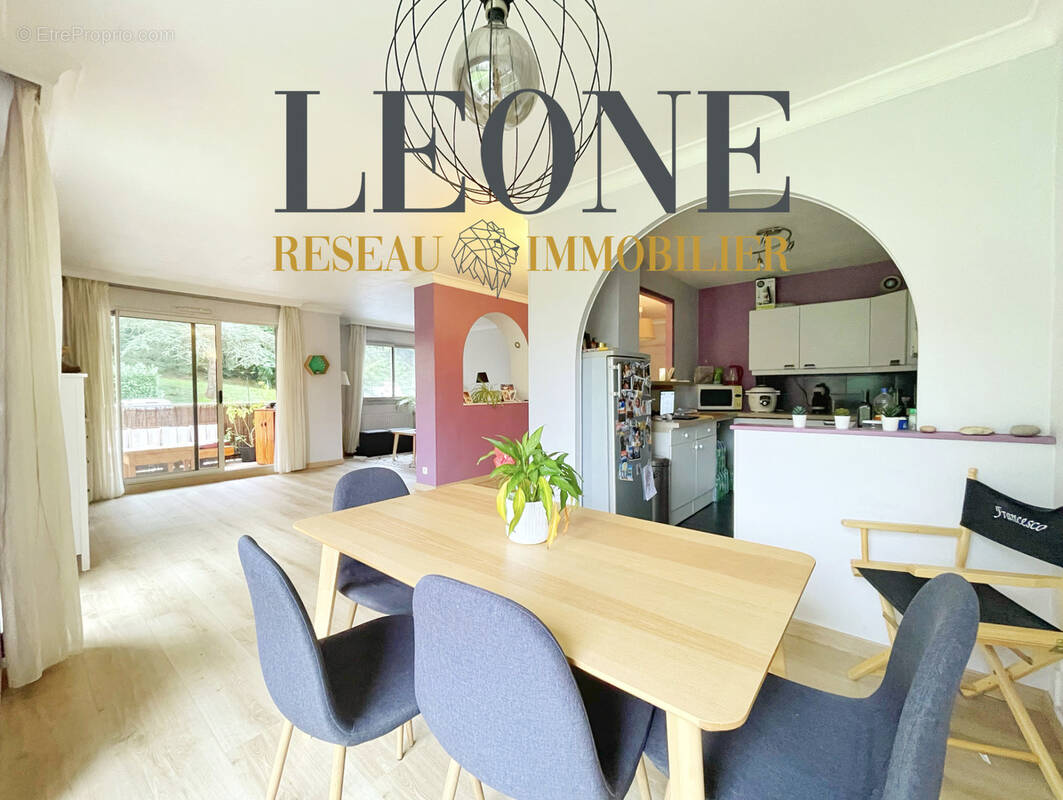 Appartement à OULLINS