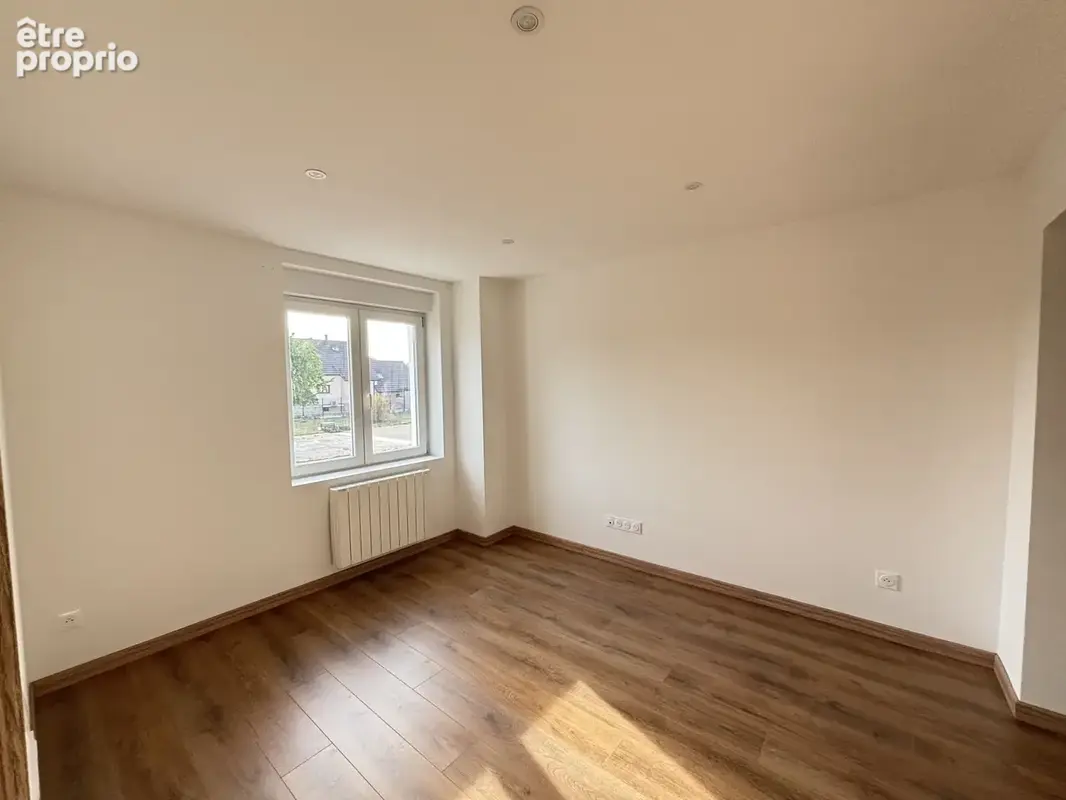 Sousplex de 100 m2   4 chambres   2 salles de bain   espace vert & garage - photo 2