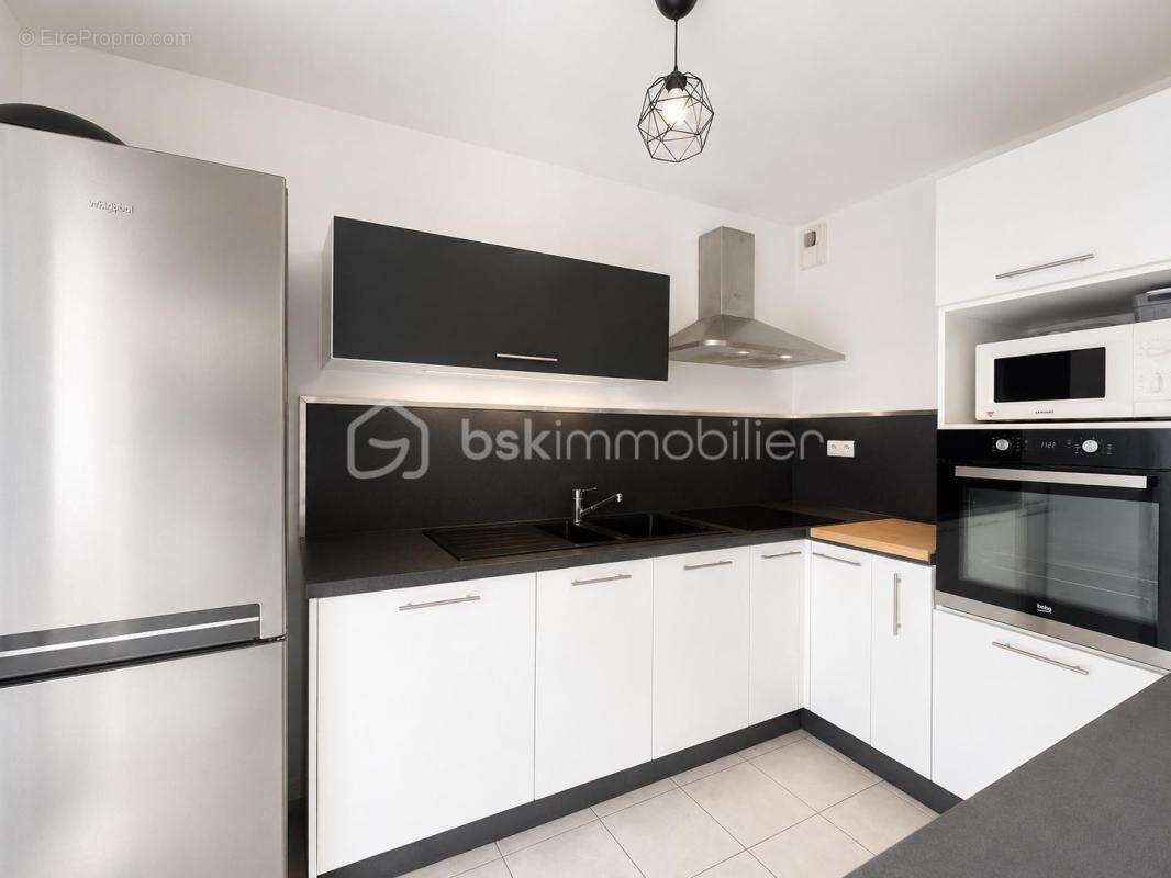 Le compromis idéal entre appartement et maison : jardin, balcons et stationnements ! - photo 4