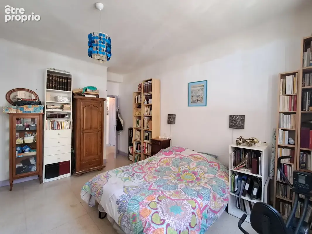 Appartement T4 de 78m2 Li carrez plus très belle errasse de 38m2 à vendre Secteur Camas Marseille 13005 - photo 6