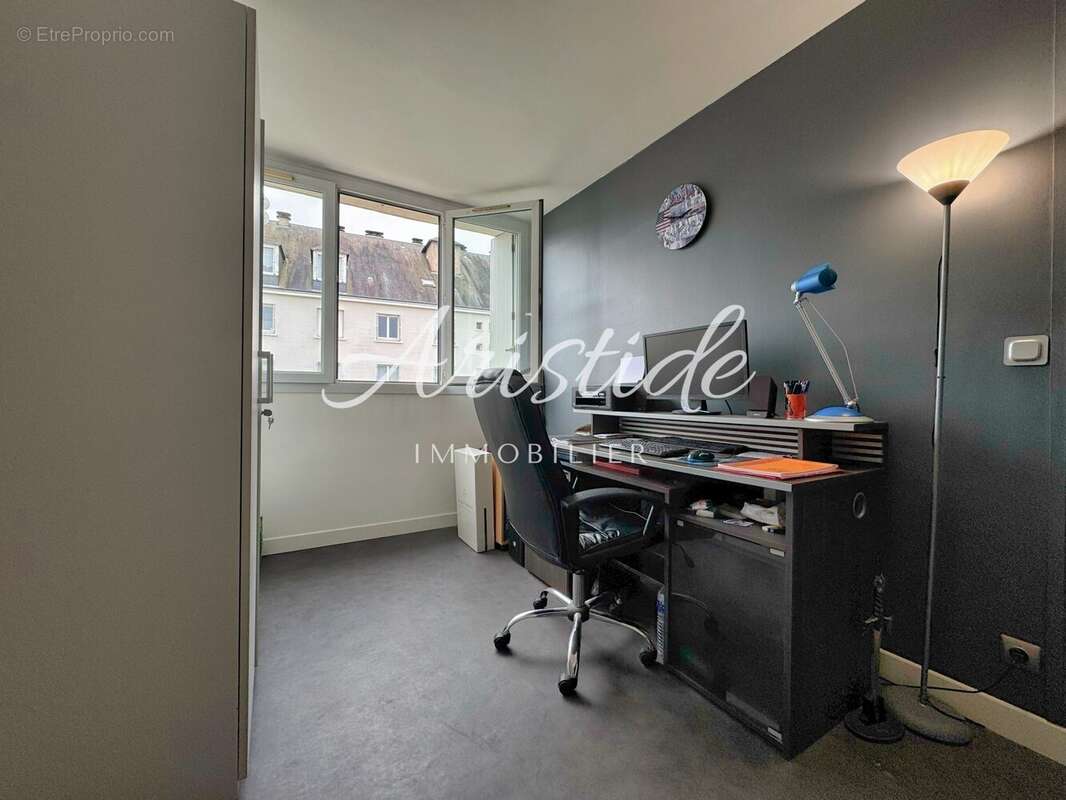 Appartement à SAINT-CYR-SUR-LOIRE