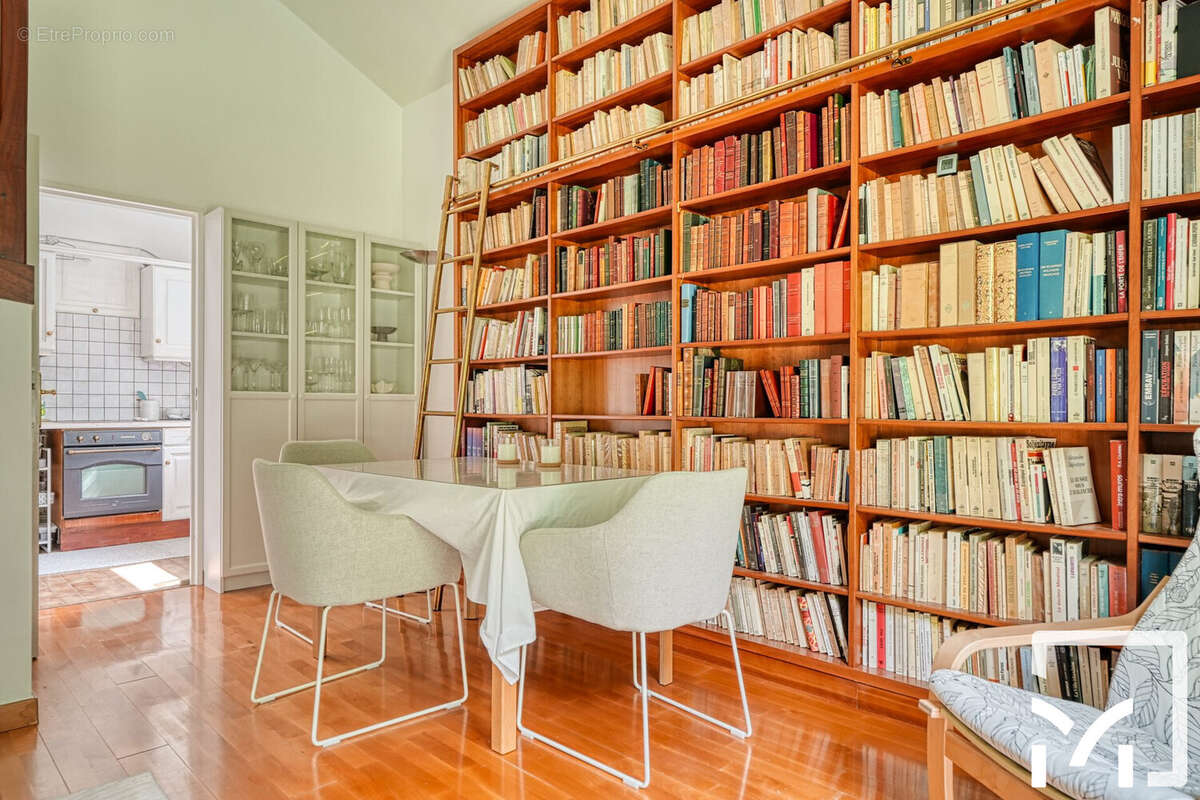 Appartement à BOUGIVAL