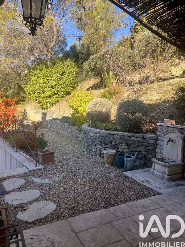 Photo 8 - Maison à COTIGNAC