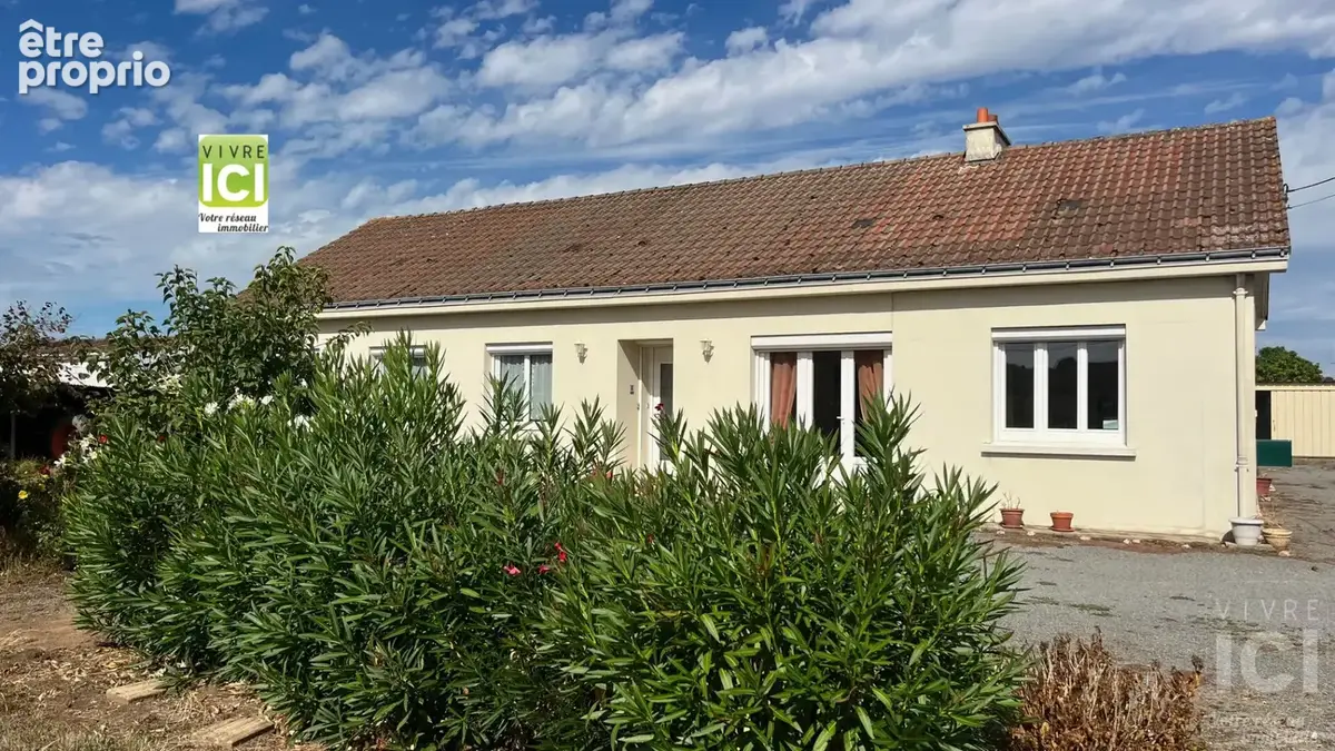 Maison à LA CHAPELLE-BASSE-MER