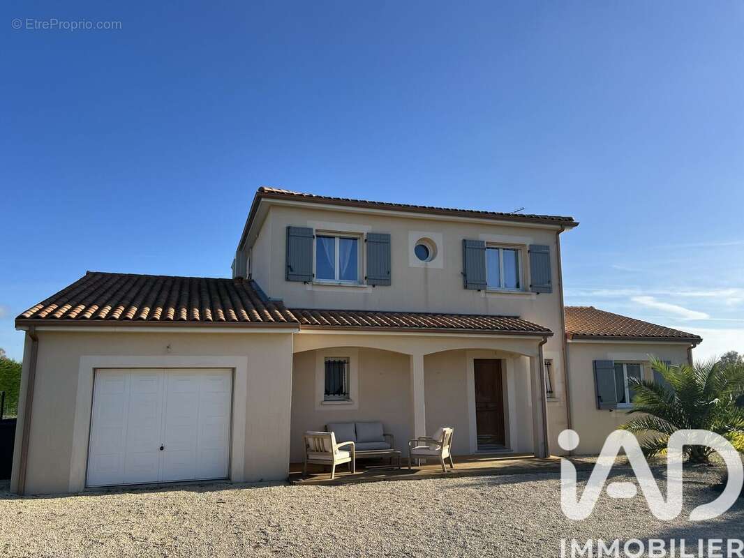 Photo 2 - Maison à SAINT-GAUDENT