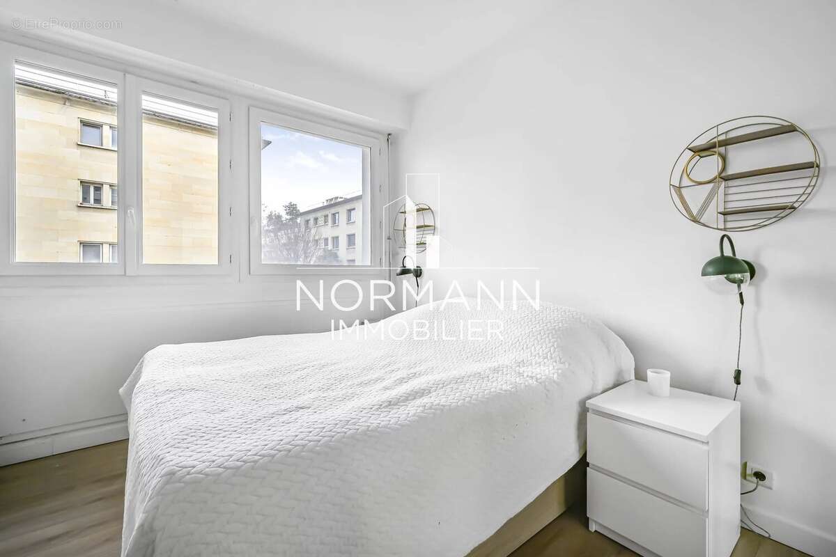 Appartement à NEUILLY-SUR-SEINE