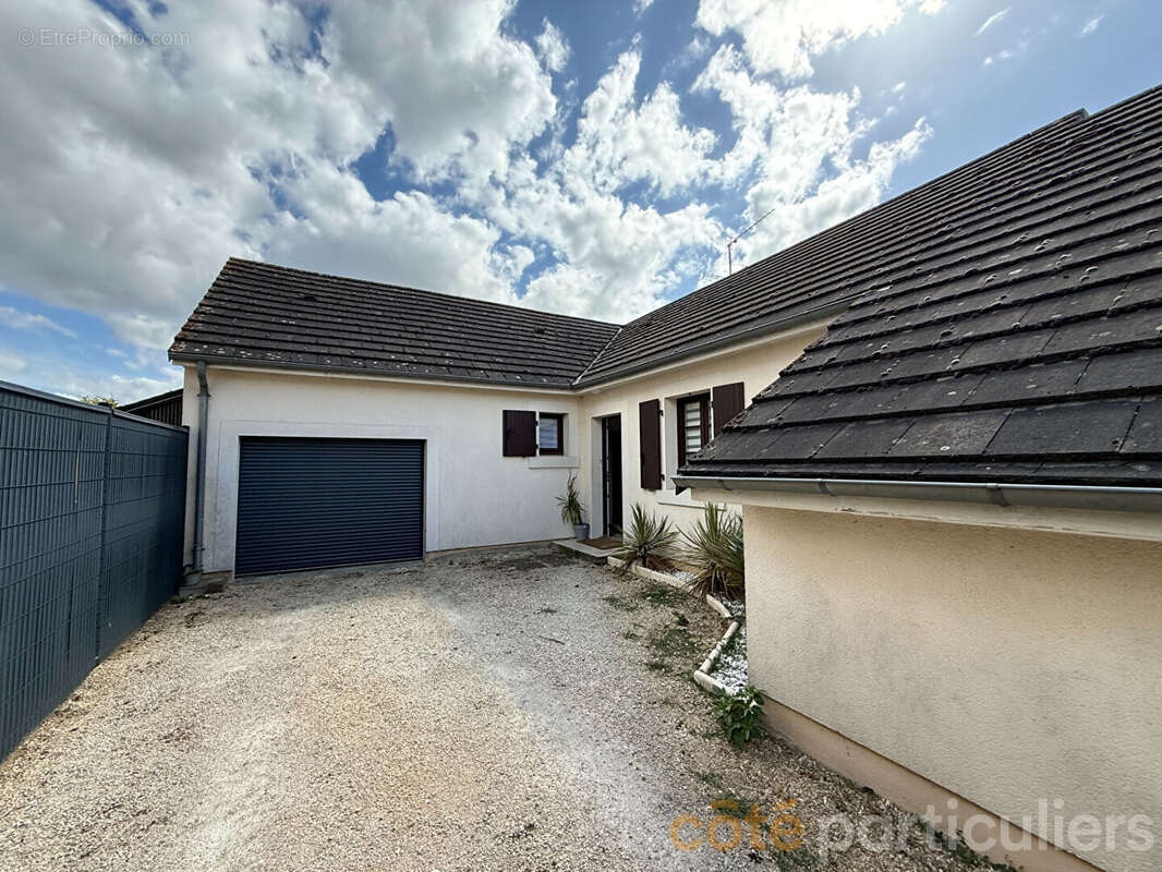 Exclusif - Maison de plain pied avec jardin - photo 3