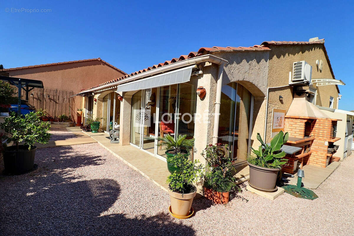 Maison à CUERS