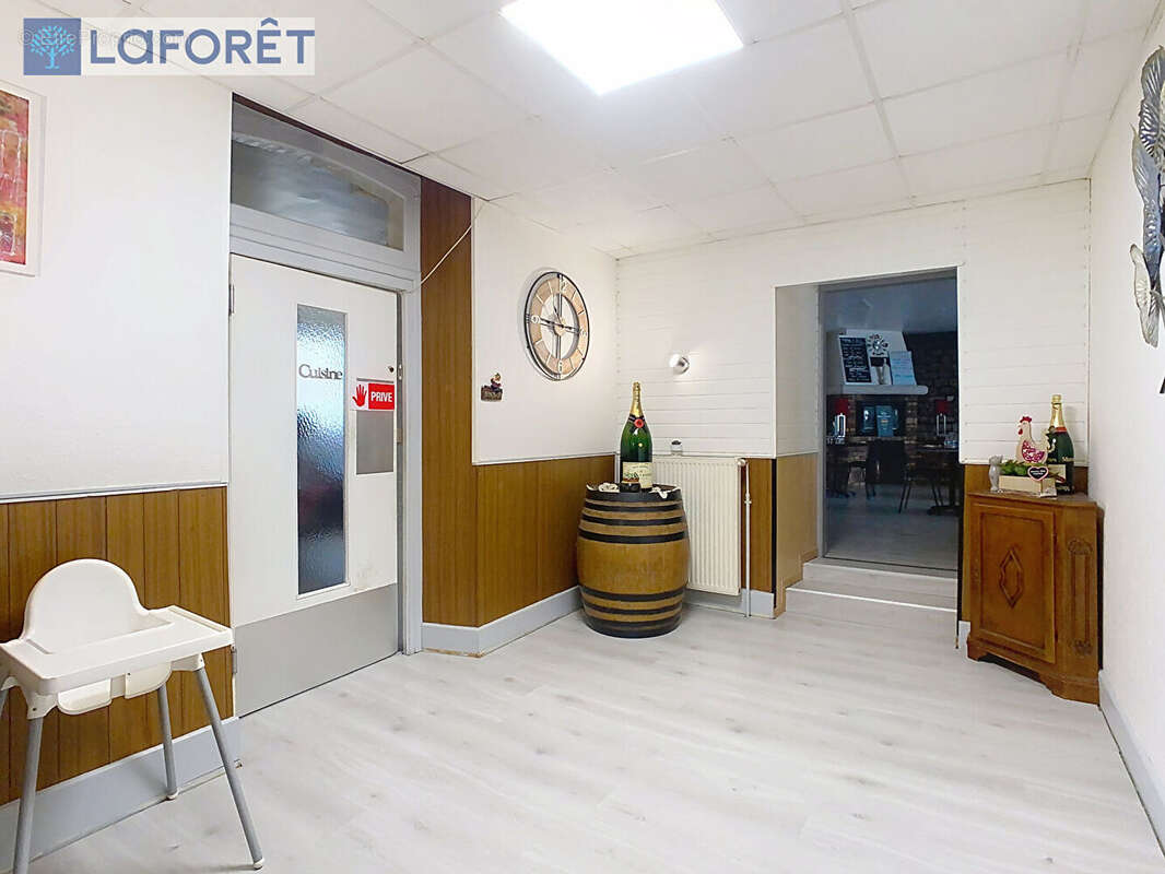 Commerce à VAL-DE-MEUSE