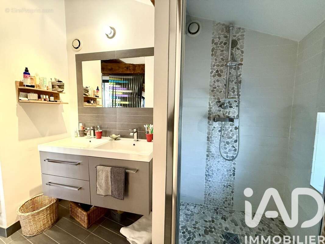 Photo 9 - Appartement à NIMES