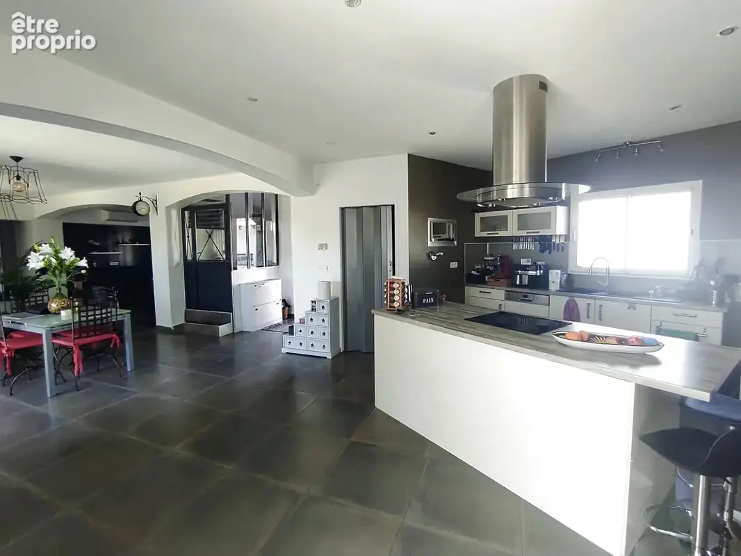 Saint-privat-des-vieux  villa 148 m2  piscine  terrain 1 000 m2 proche alès - photo 3